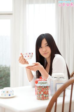 女子身体里取出了花